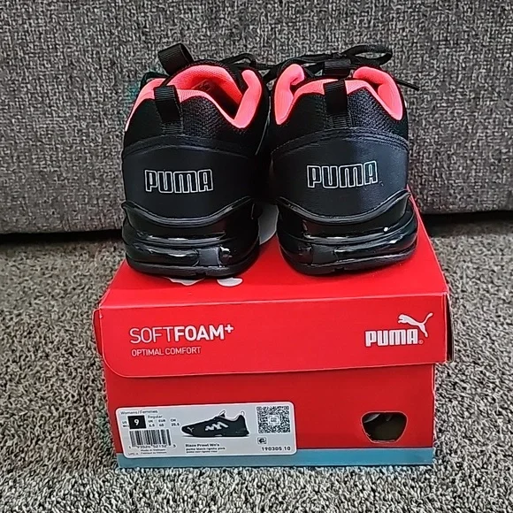 Womens Puma Athletic Shoes - Picture 2 of 3